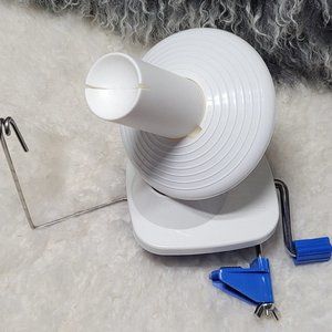 Stanwood Needlecraft: Yarn/Fiber/Wool/String Ball Winder Hand-Operated